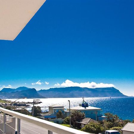 Sail Away Studios Simonʼs Town Стая снимка