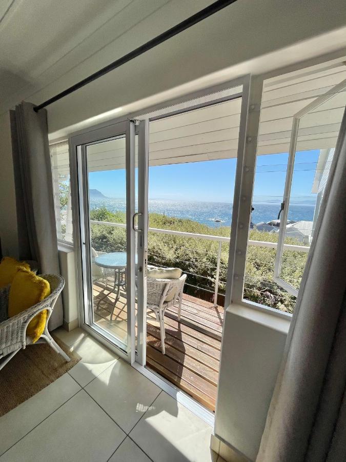 Sail Away Studios Simonʼs Town Екстериор снимка